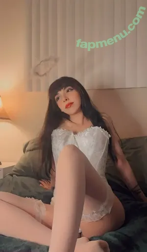  nude photo #0001