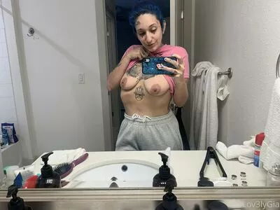  nude photo #0001