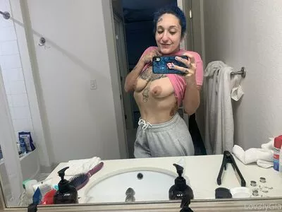  nude photo #0004