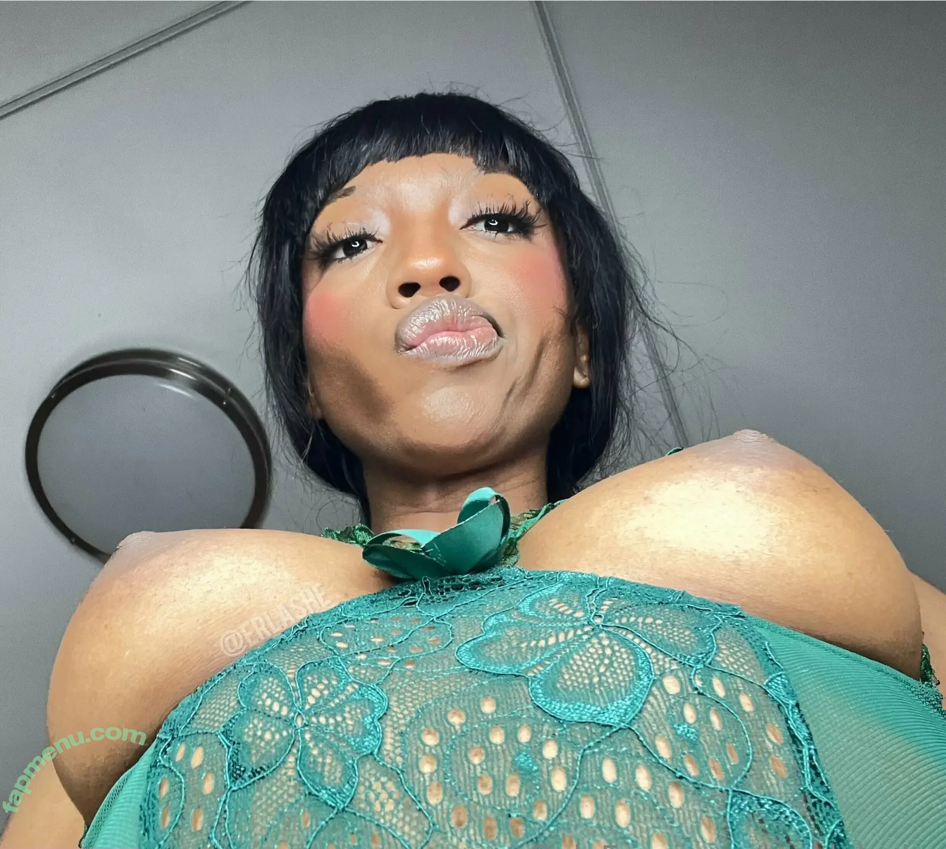 lovelylashe nude photo #0109 (lovelylash1)