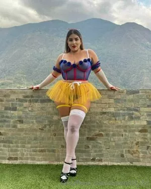 lovelylilly23 / lovelylilyy123 nude photo #0367