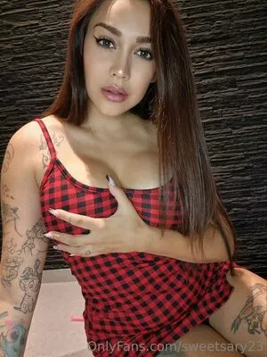 lovelylilly23 / lovelylilyy123 nude photo #0543