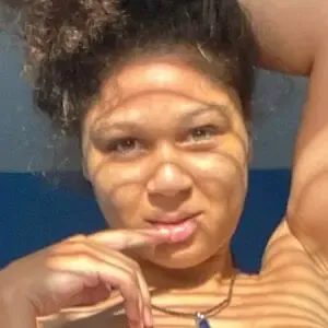 lovelylivvy98 / lovelylivvy / luvlivvy98 nude photo #0003