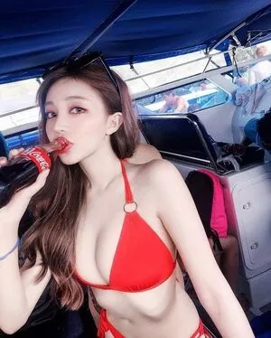 Lovelynnboo / Lovelynnisland nude photo #0042