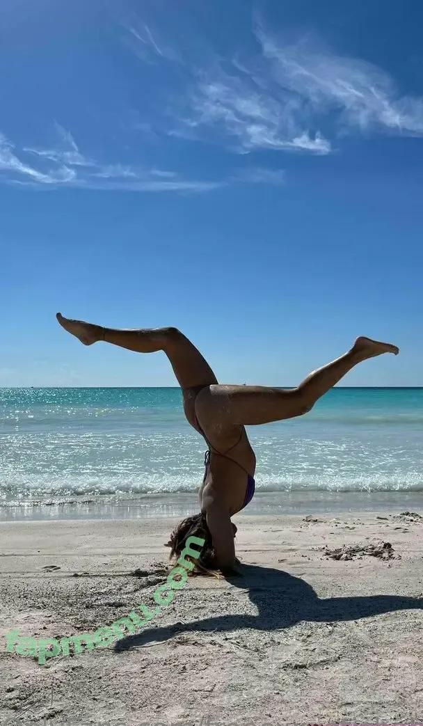 lovelyrachel2000 nude photo #0210 (liz_05_dixson)