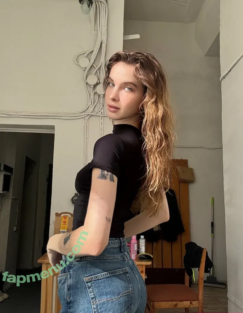 lovelysofie nude photo #0017 (lovely.sofie)