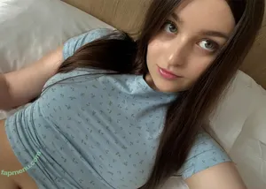 lovelytinnaxo / letlovegrow nude photo #0034