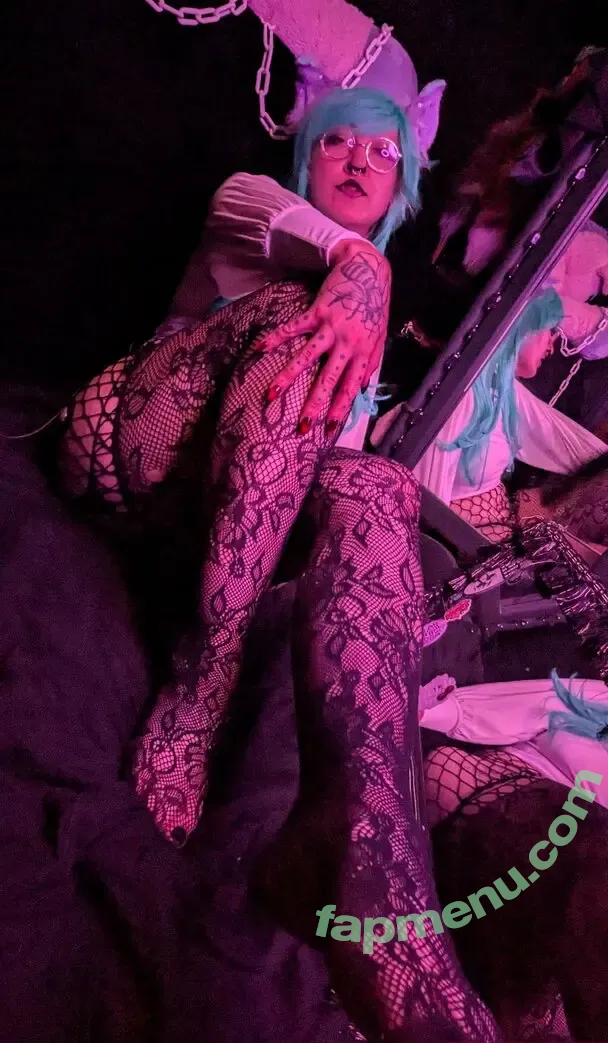 lovexee nude photo #0352 (lovexee)