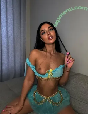  nude photo #0002