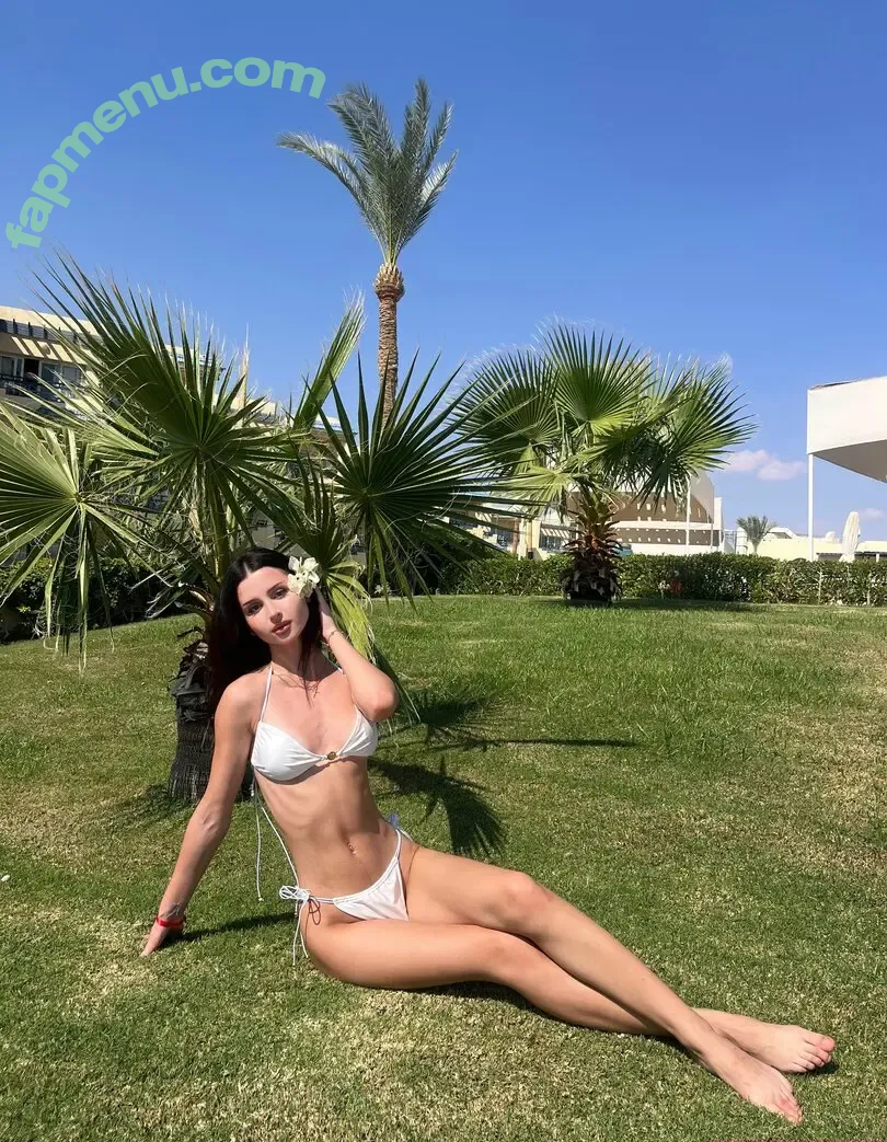 loving_xelena nude photo #0002 (loving_xelena)