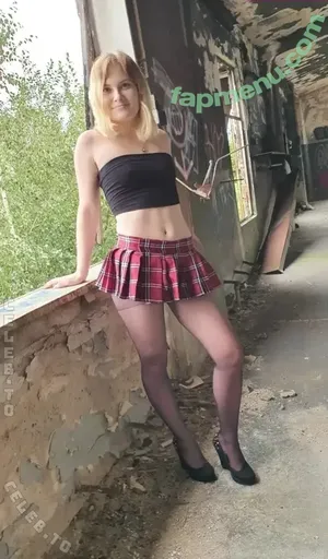 LovlyLuna / LovlyLuna69 / lovlyluna_official_ nude photo #0194