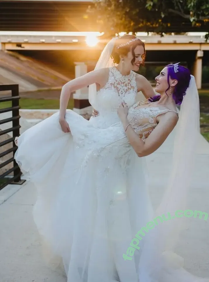 Lowco nude photo #0156 (locoswe / lowco2525)