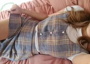 lris_adamsone / iris_adamsone nude photo #0029