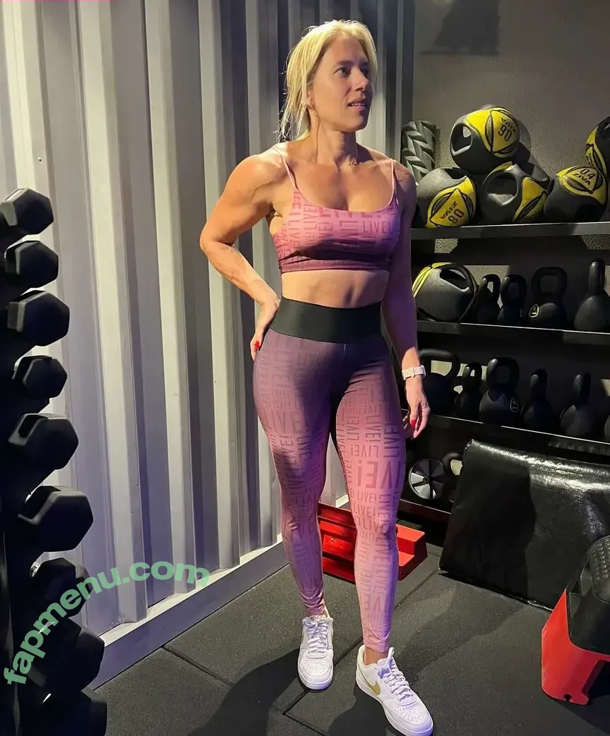 Lua Ferrari nude photo #0001 (lua.ferrari)