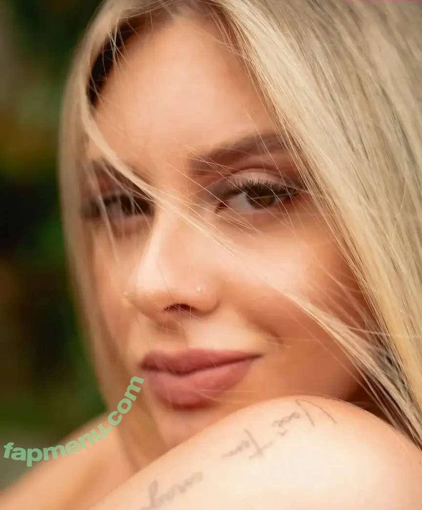 Luana Morais nude photo #0053 (lumorais / luuanamorais__)