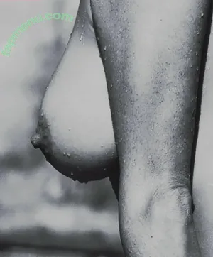 Luana Piovani / luapio nude photo #0303