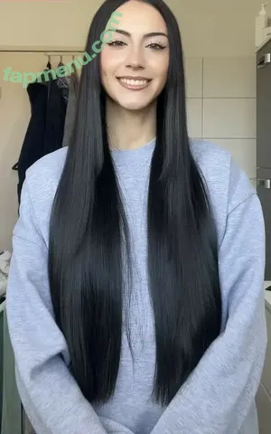 Luana / luanahiko / luanna / luvnv nude photo #0018