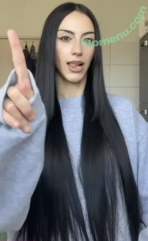 Luana / luanahiko / luanna / luvnv nude photo #0020