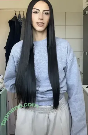 Luana / luanahiko / luanna / luvnv nude photo #0022