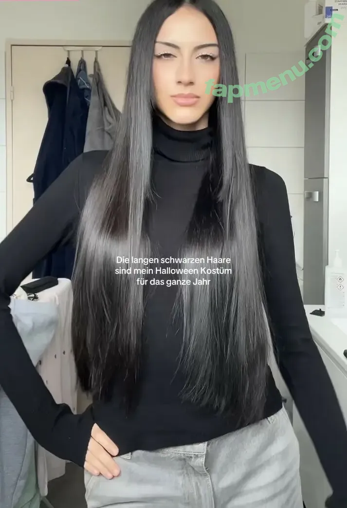 Luana nude photo #0024 (luanahiko / luanna / luvnv)