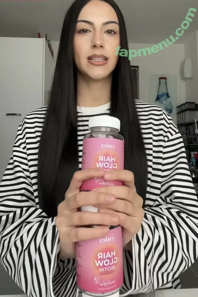 Luana nude photo #0030 (luanahiko / luanna / luvnv)