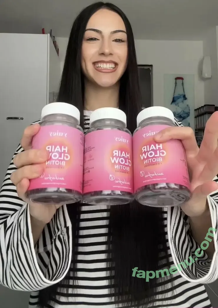 Luana nude photo #0036 (luanahiko / luanna / luvnv)