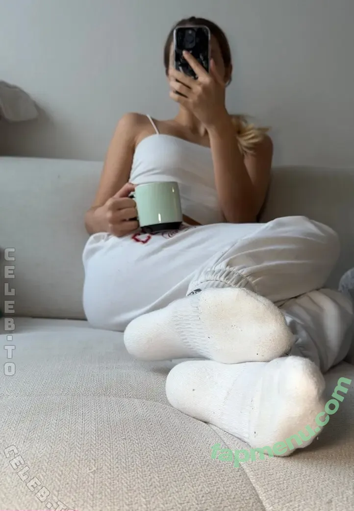 Luanaxsch nude photo #0118 (Luanaxsch)