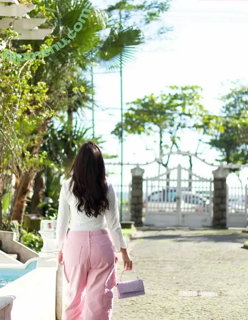 Luara Fonseca nude photo #0052 (luara)