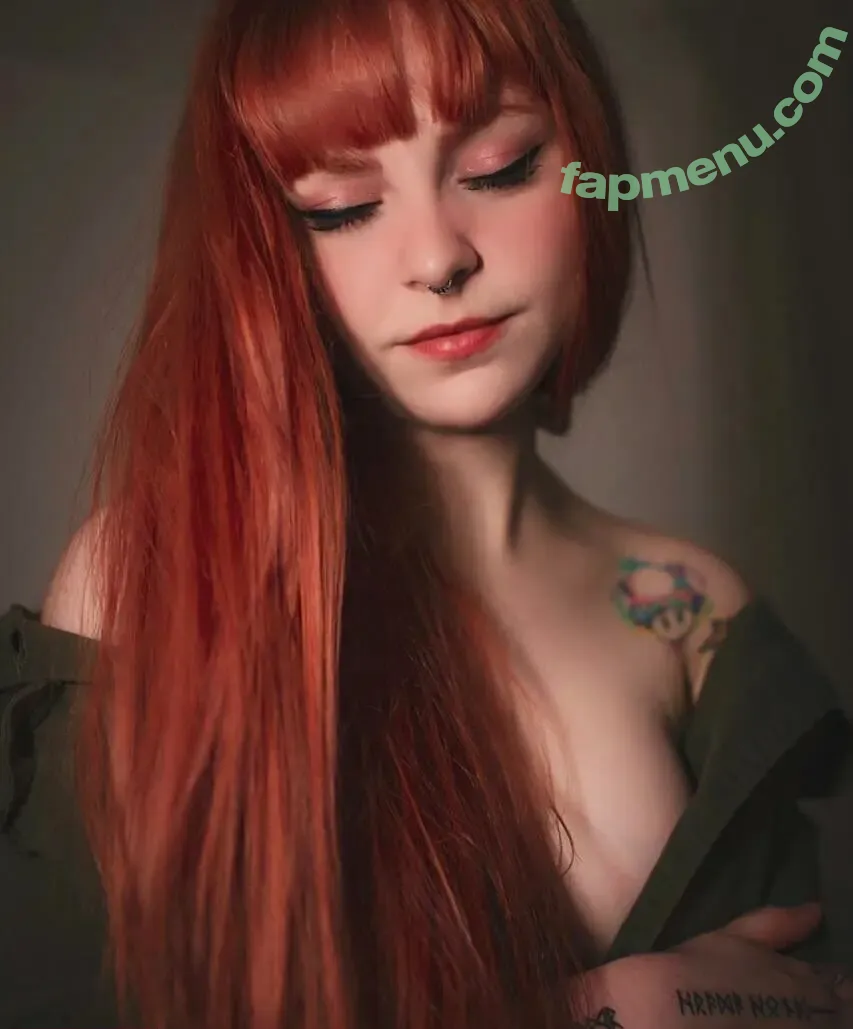Luaxisde nude photo #0003 (Luaxisde)