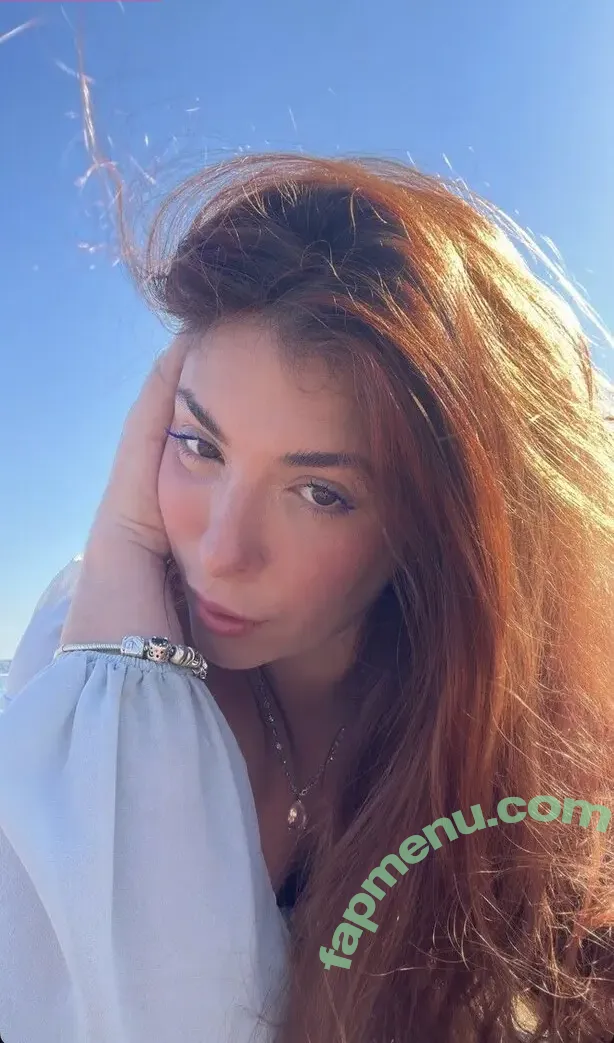 Lubertolla nude photo #0035 (Luiza Bertolla)