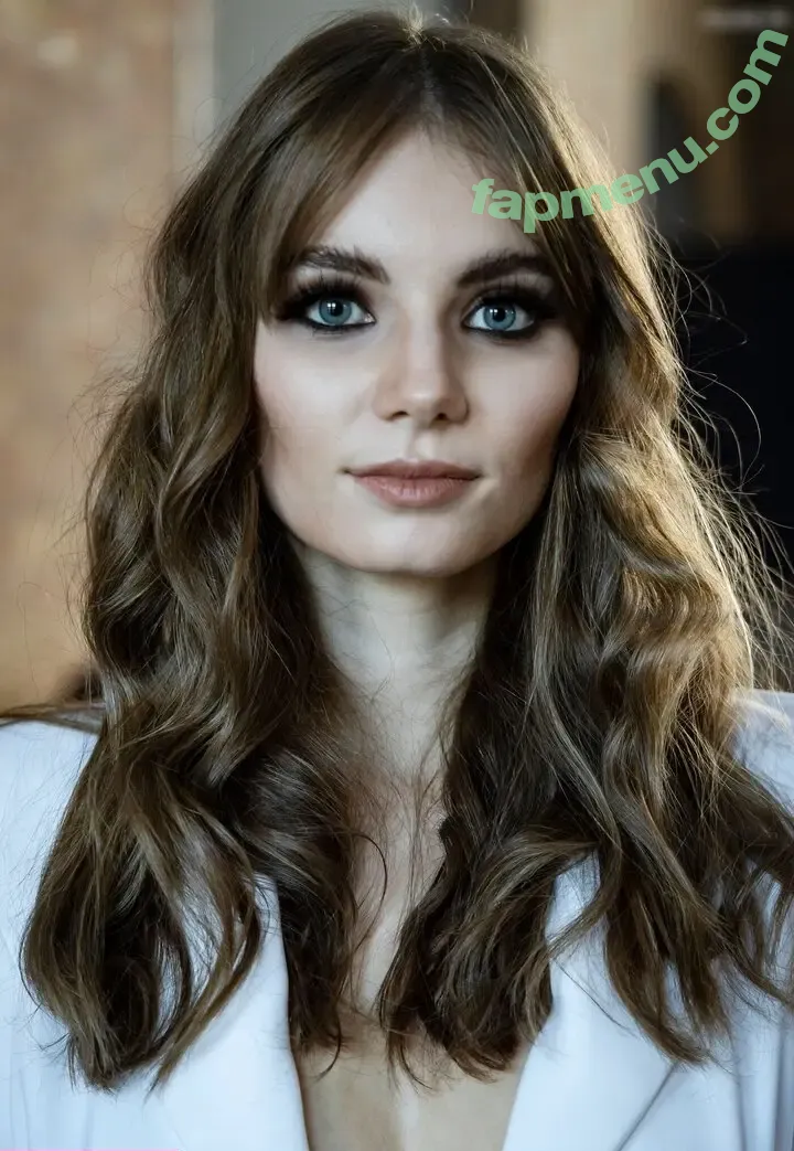 Luca Angelina Vanak nude photo #0005 (lucaangelina.gntm2021.official)