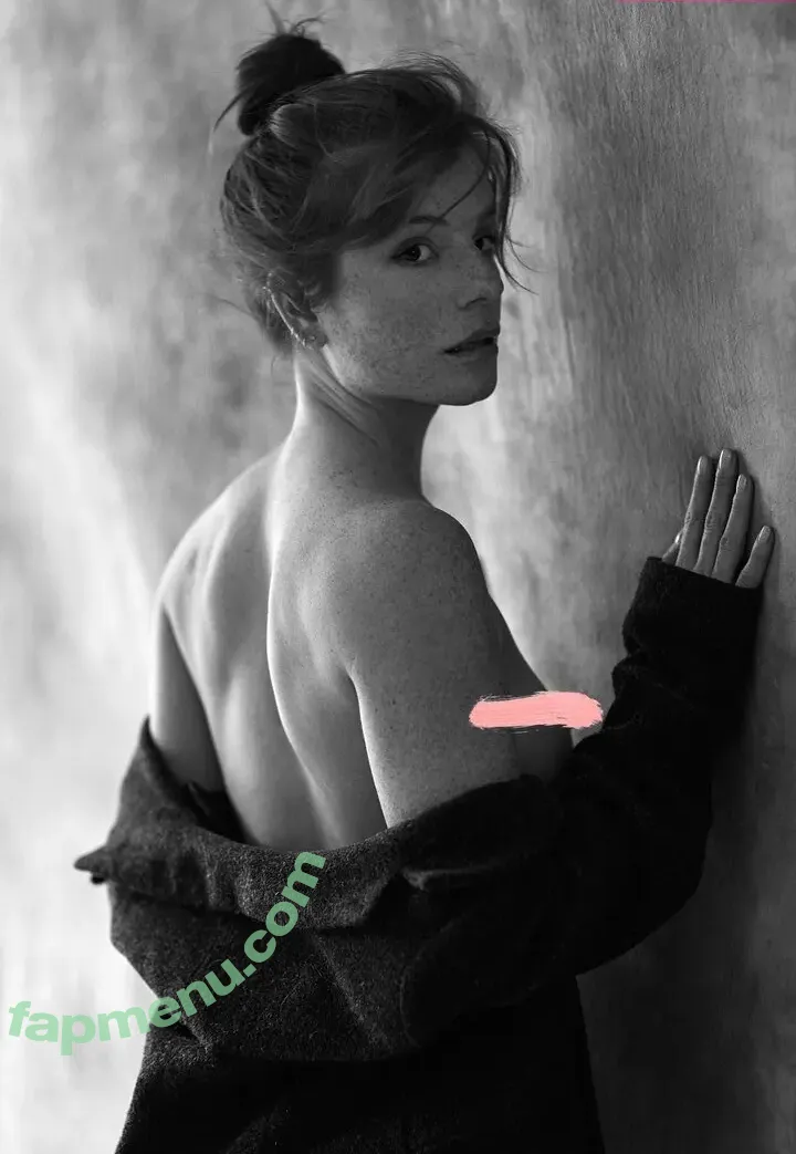 Luca Hollestelle nude photo #0157 (lucahollestelle)