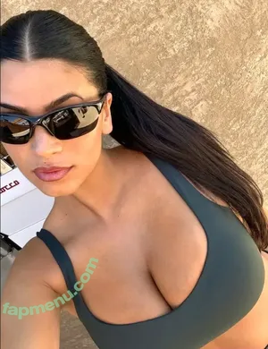 Lucciana Beynon / lucciana69 / luccianabeynon nude photo #0093