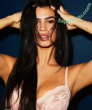 Lucciana Beynon / lucciana69 / luccianabeynon nude photo #0104