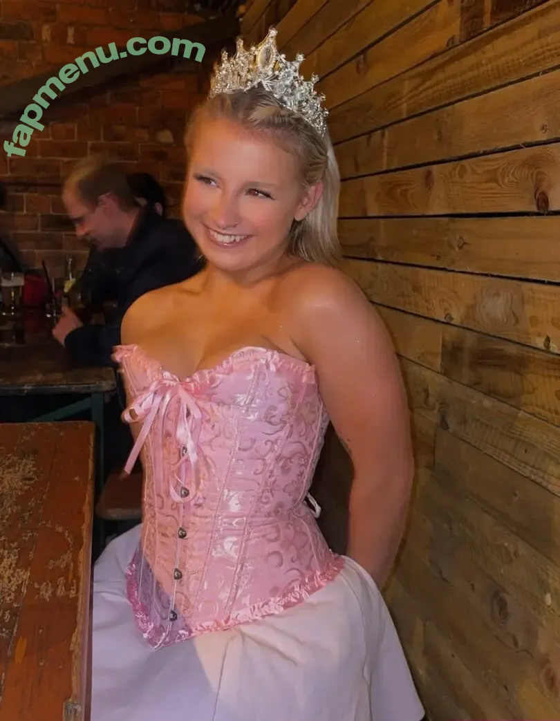 Luceoliviaxo nude photo #0039 (lucyxoliviaa)