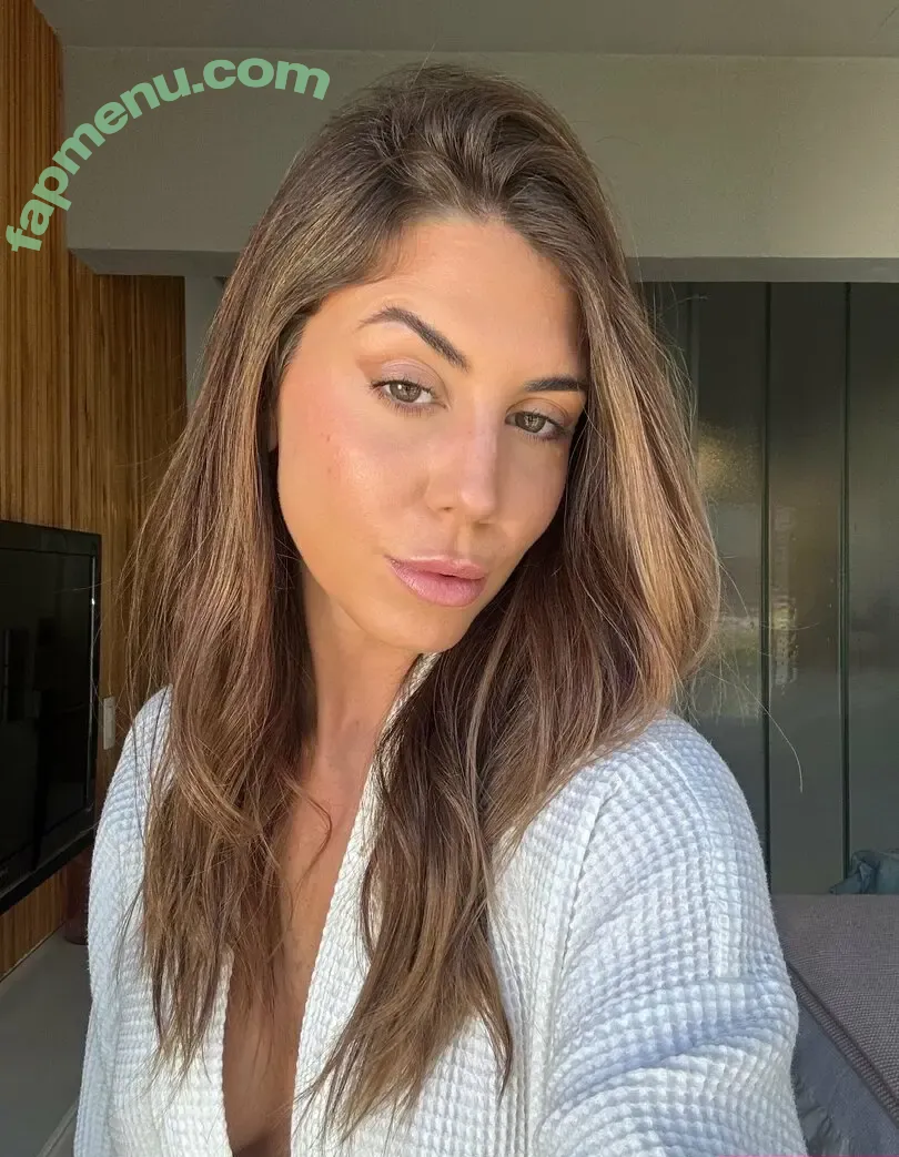 Lucia Ferraro nude photo #0022 (itsluciaferraro / luciaferraro)