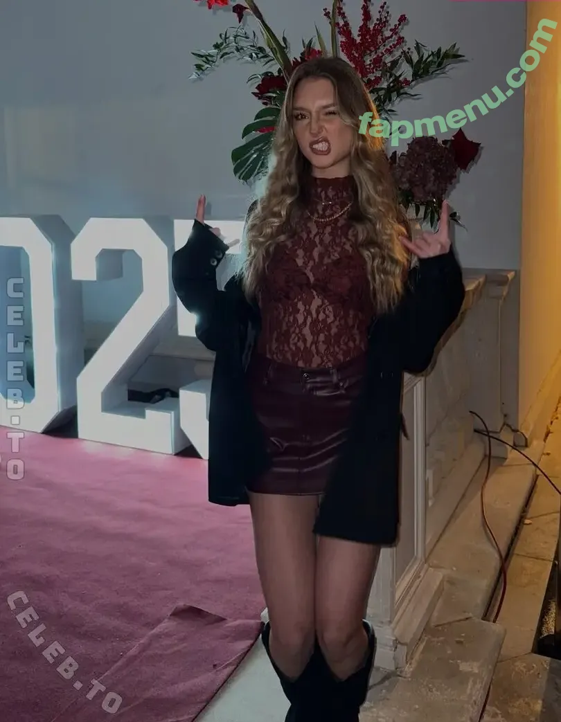 Luciaa.hln nude photo #0041 (Luciaa.hln)