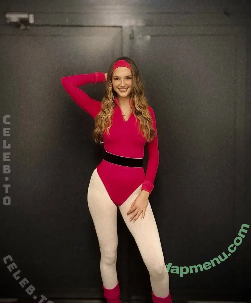 Luciaa.hln nude photo #0054 (Luciaa.hln)