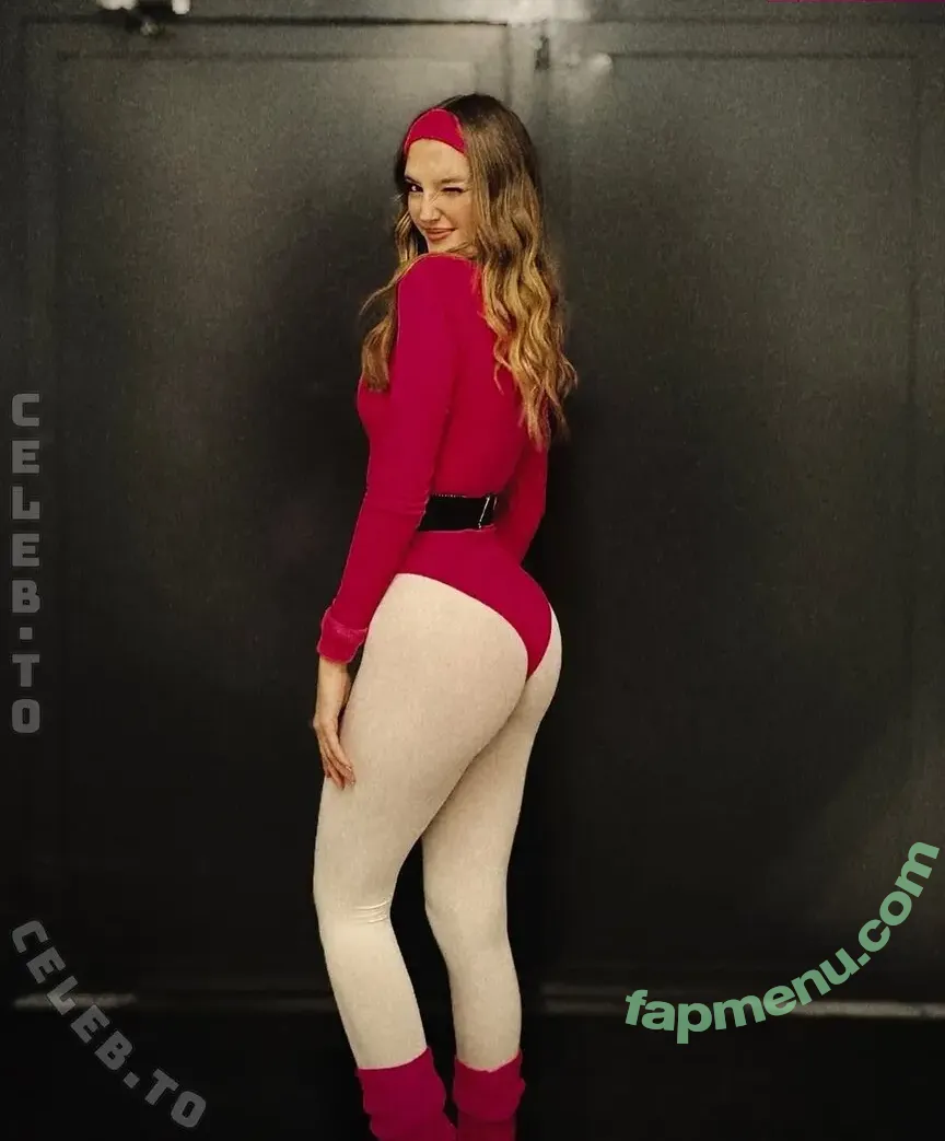 Luciaa.hln nude photo #0055 (Luciaa.hln)