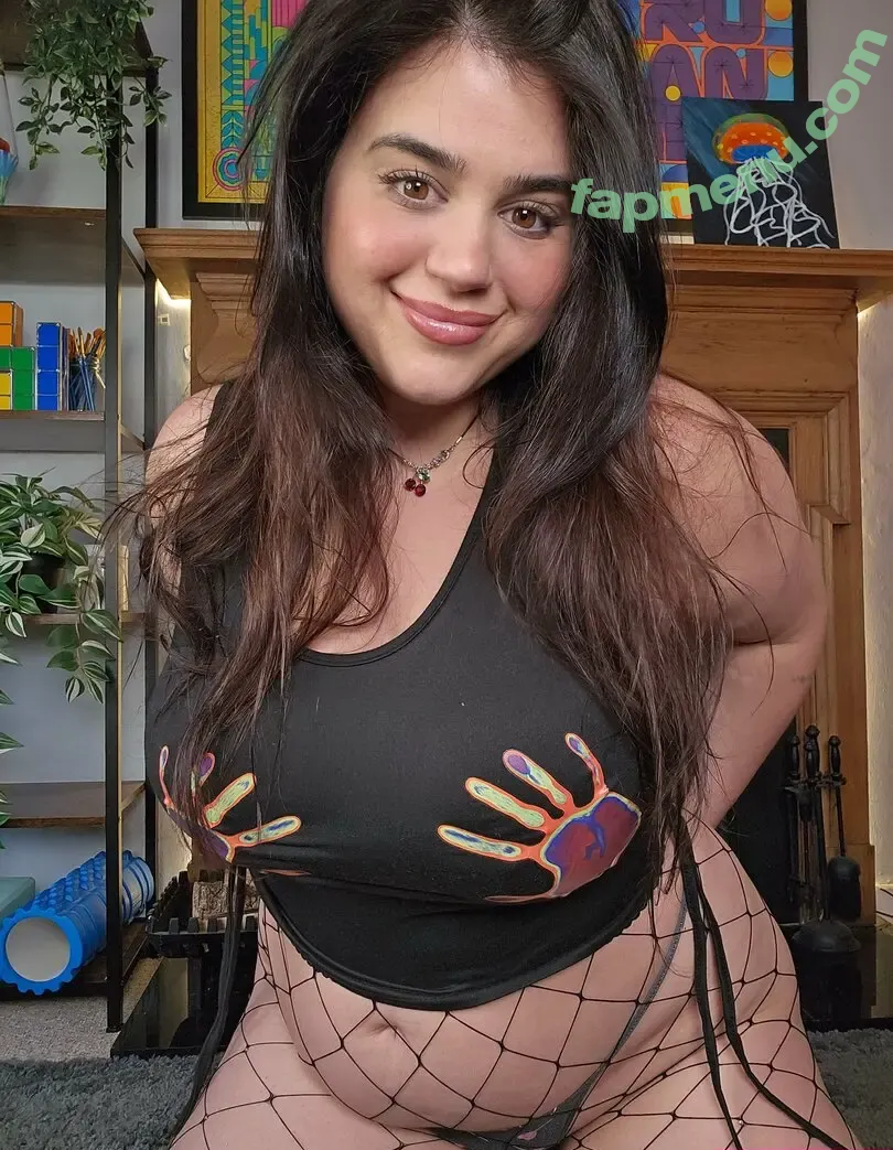 lucialatinagomez nude photo #0084 (theluciagomezlatina)