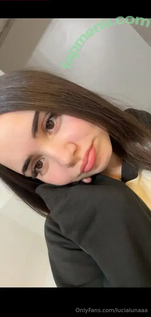 lucialunaaa nude photo #0030 (lucialunaaa)