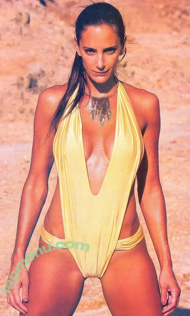 Luciana Aymar nude photo #0012 (aymarlucha)