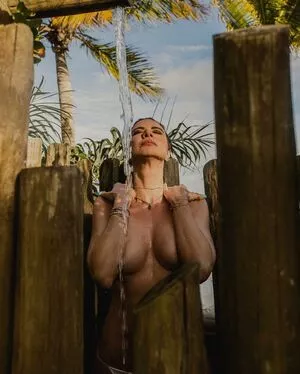 Luciana Gimenez / lucianagimenez nude photo #0207