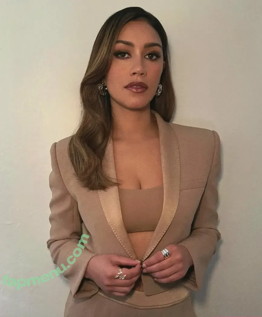 Luciane Buchanan nude photo #0057 (lewbuchananmtb / lucianebuchanan)