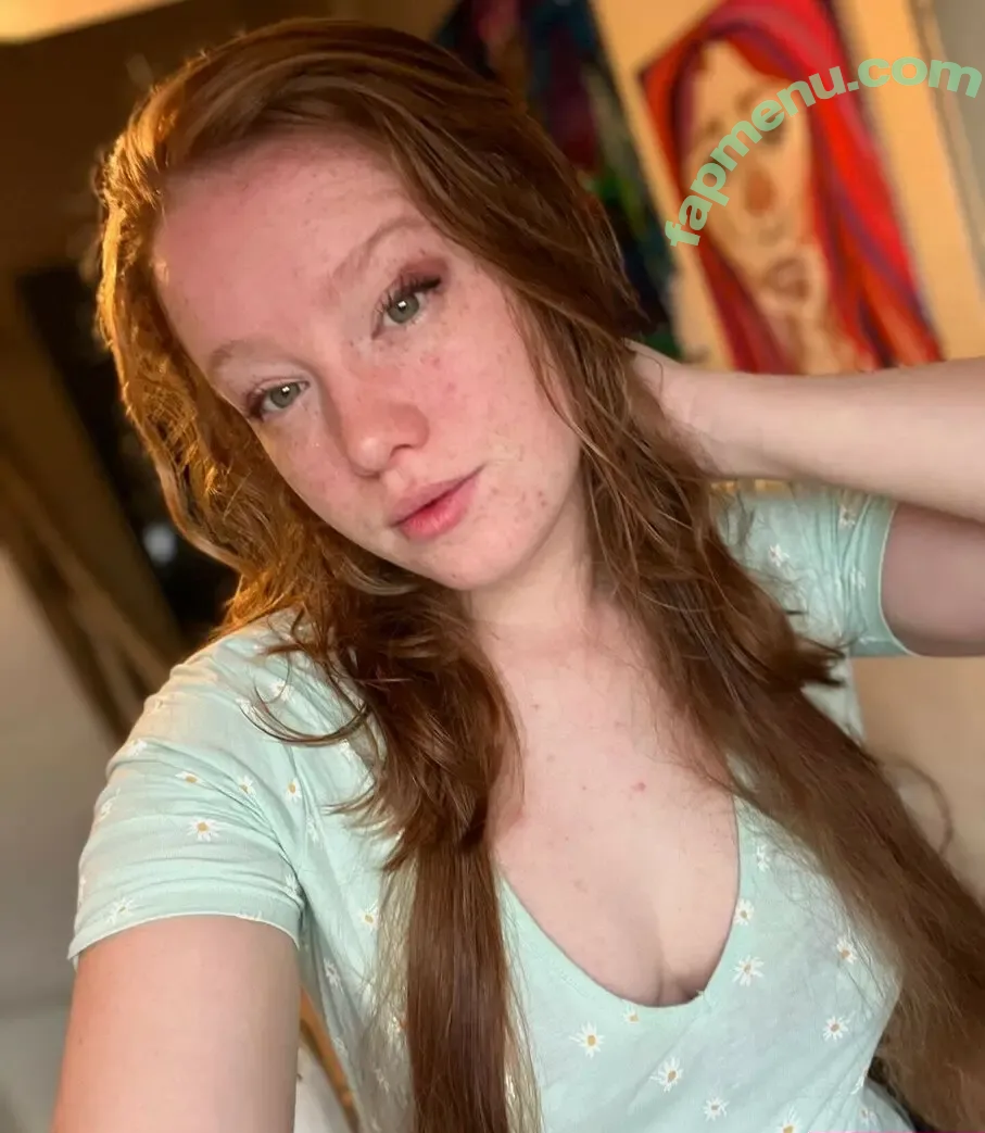 lucie_roams nude photo #0043 (Lucie Middleton / cutefeetroaming)
