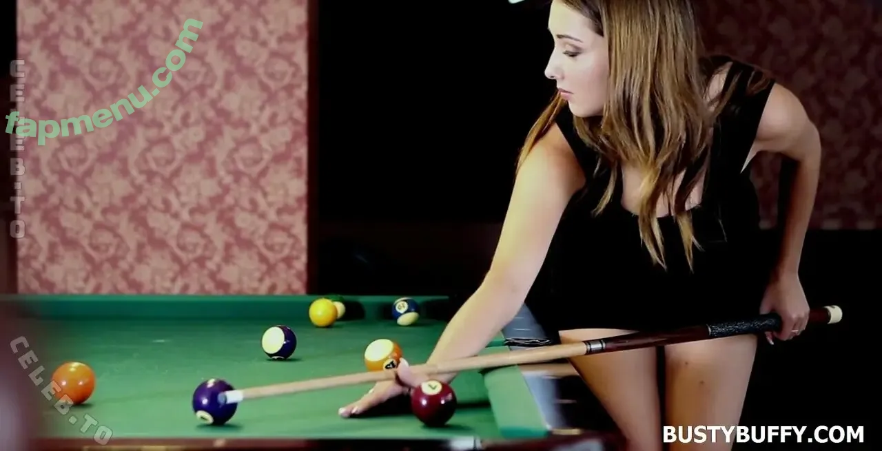 Lucie Wilde nude photo #1875 (RealBustyBuffy / luciewilde97 / lucy.wild)