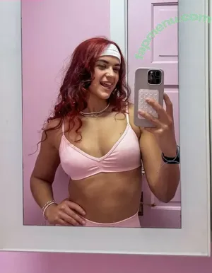 Lucieliftss / Lucie Lifts nude photo #0011