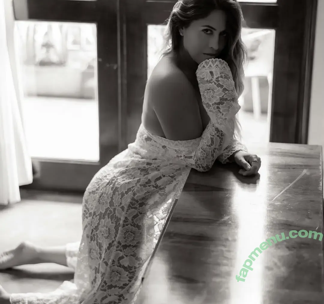 luciemomma nude photo #0092 (luciemommma)