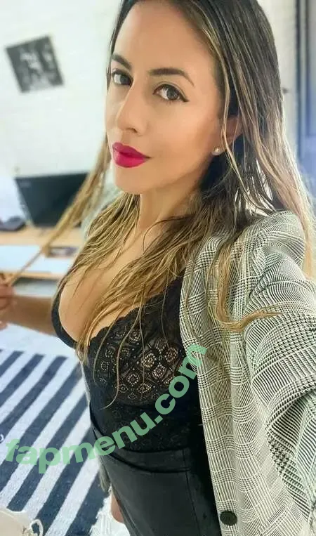 luciemomma nude photo #0104 (luciemommma)