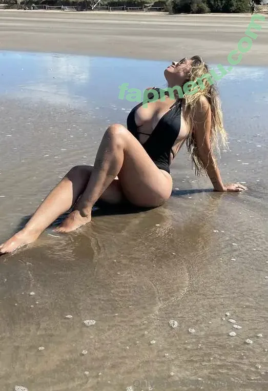 luciemomma nude photo #0116 (luciemommma)